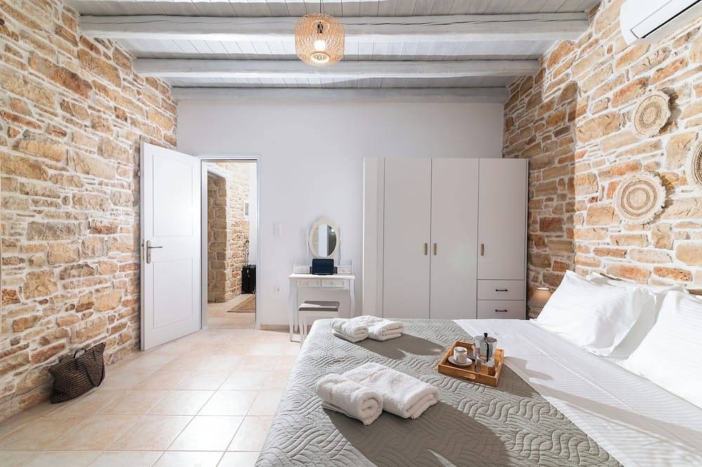 Quiet 2 bedroom and 2 bathroom villa with a big infinite swimming pool in Pitsidia, Iraklio-Heraklion und Umgebung