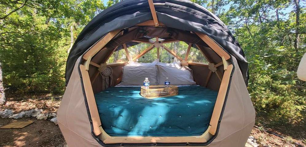 Tente pour 2 personnes, avec vue ainsi que piscine et jardin dans le Vaucluse - 3