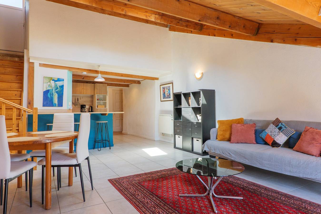 Appartement entier, Appartement « Élégant T3 Avec Terrasse » in Vals-les-Bains, Parc naturel régional des Monts d'Ardèche