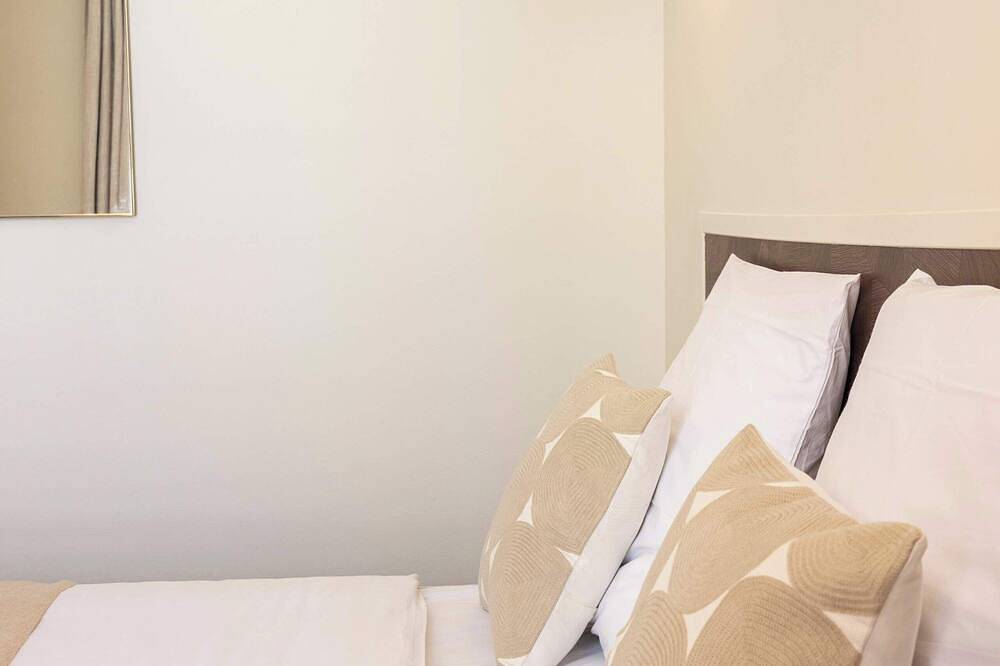 Entire apartment, Simonnot 11 in Le Pré-Saint-Gervais, Seine-Saint-Denis