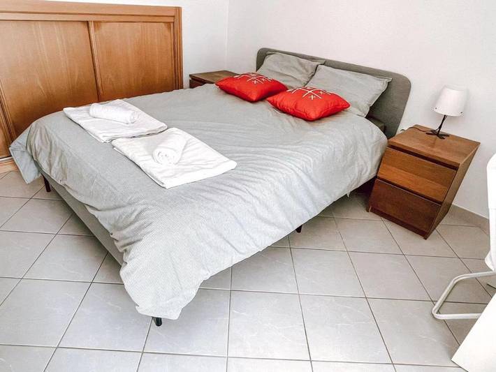 Gîte pour 2 personnes, avec piscine et jardin ainsi que vue et terrasse à Peniche - 2