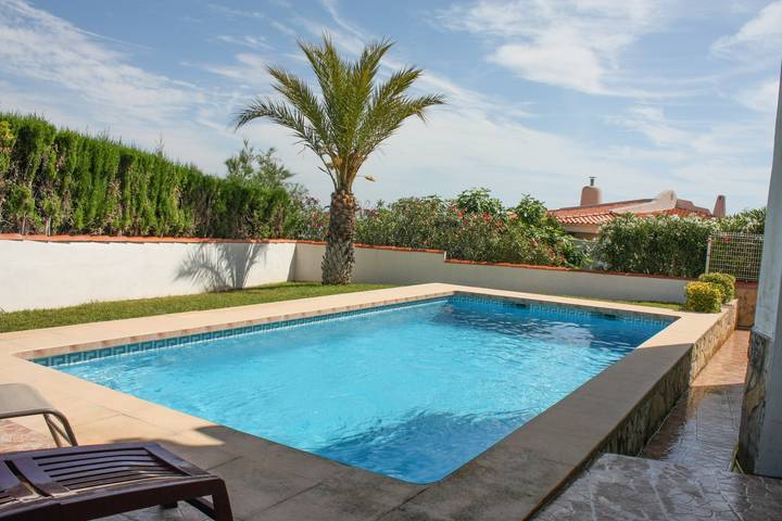 Holiday home for 8 people, with balcony and garden - 1