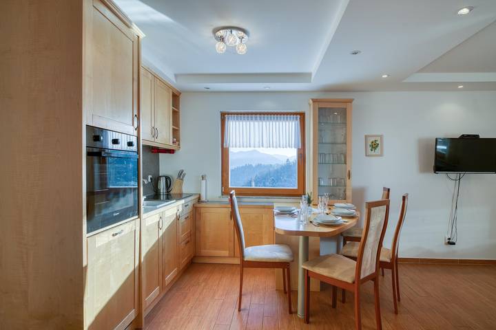 Ferienhaus für 6 Personen, mit Pool und Sauna sowie Balkon, kinderfreundlich in Slowenien - 4