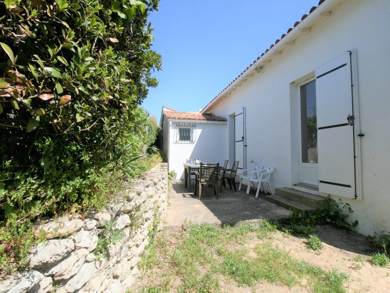 Central House Near Beach with Garden and Parking in La Tranche-sur-Mer, Vendée