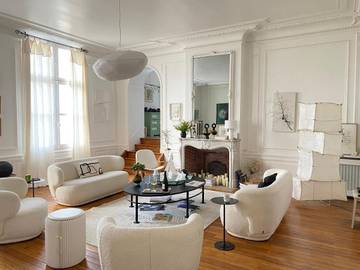 Gîte pour 2 personnes, avec terrasse ainsi que vue et jardin dans Château d'Amboise