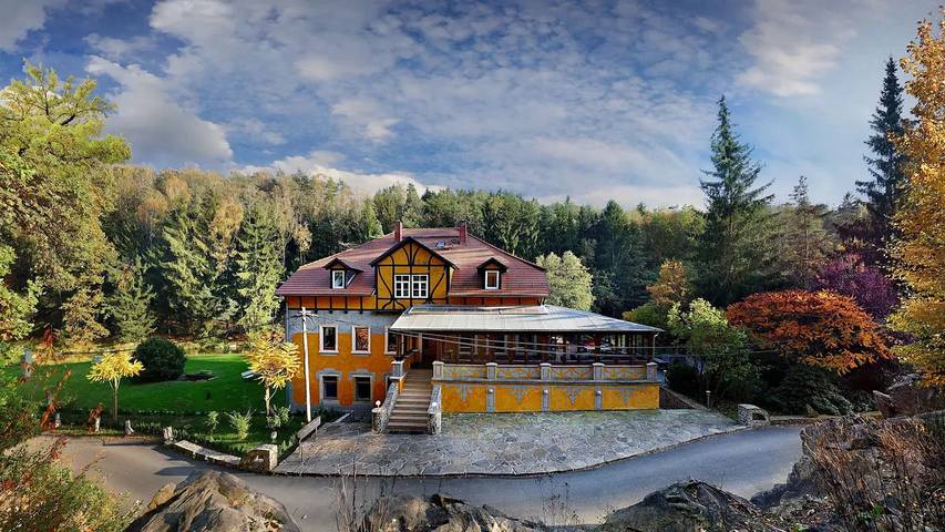 Villa für 13 Personen, mit Garten