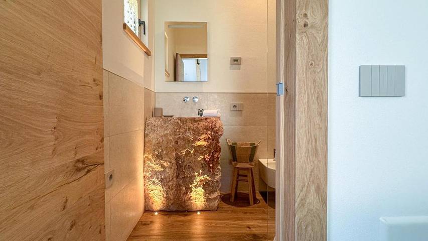 Ferienwohnung für 2 Personen, mit Terrasse und Garten sowie Ausblick