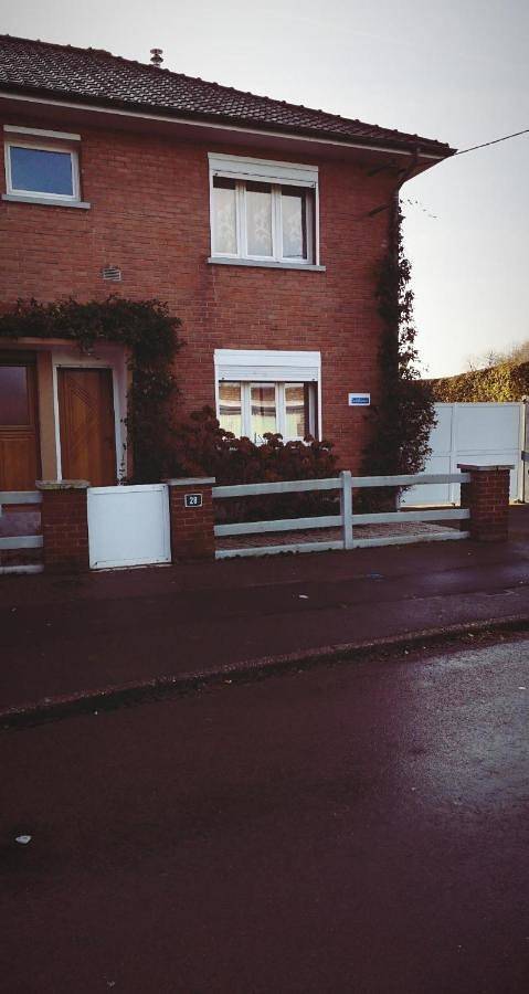 Two-Bedroom House in Hesdin, Région de Montreuil