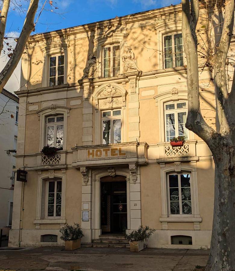 Will's Hotel in Narbonne, Côte méditerranéenne (France)