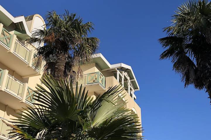 Appartement entier, Joli T2 à 50 mètres de la plage, terrasse et parking privé in Arcachon, Région d'Arcachon
