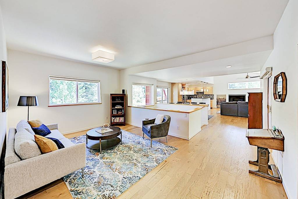 All-Suite Retreat | Chic New Furnishings | Near Beaver Creek, Avon Rec Center in Eagle-Vail, Beaver Creek