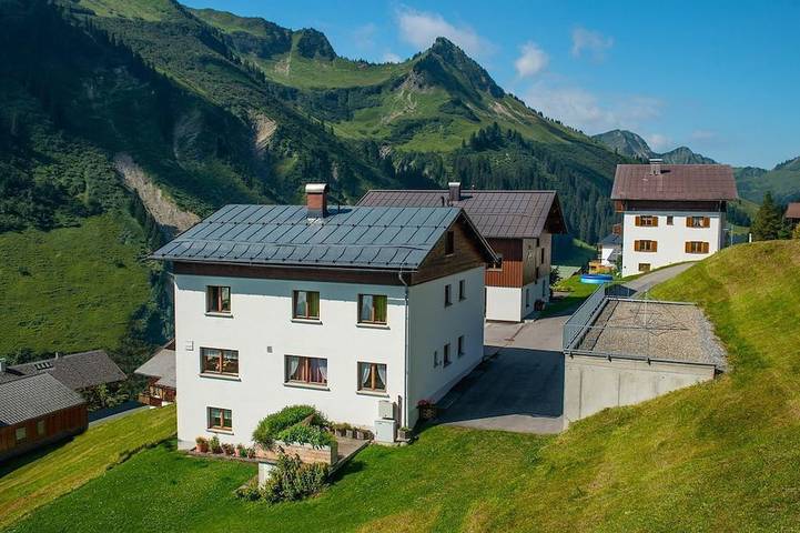 Doppelzimmer bis 4 Personen - Haus Furka in Bregenzerwald (Vorarlberg), Damüls