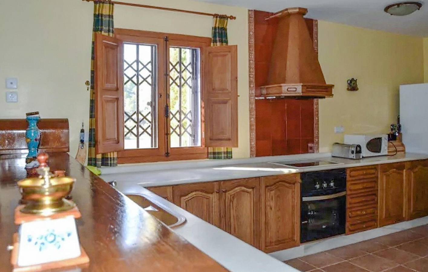 Retiro frente al río: A/C, TV, Aparcamiento, Terraza, Parrilla - Río Cabriel 400m in Cofrentes, Provincia de Valencia