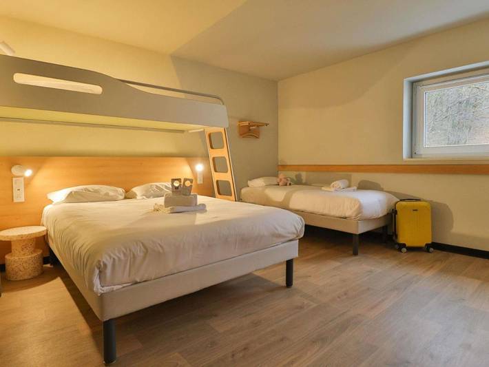 Hôtel pour 3 personnes, avec jardin et vue, animaux acceptés à Grésy-sur-Aix - 4