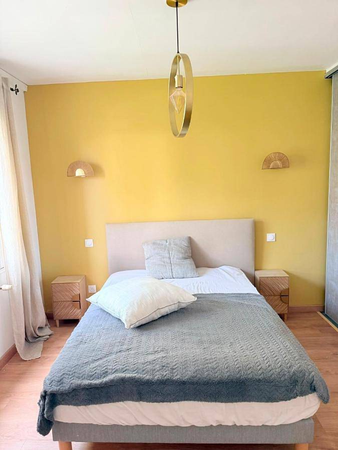 Location de vacances pour 4 personnes, avec Terrasse et Jardin à Lagord - 3