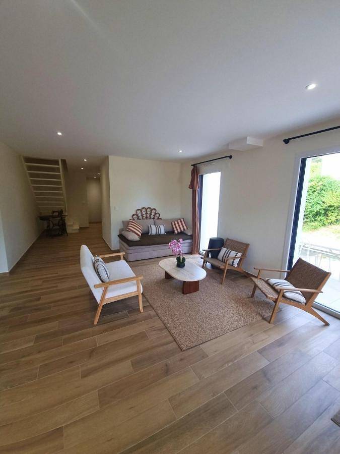 Location de vacances pour 11 personnes, avec jardin dans Plage Poudrantais