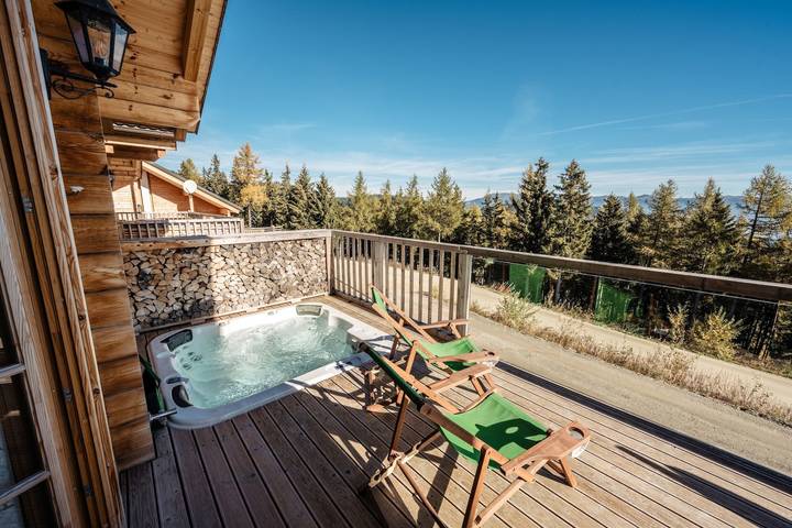 Ferienhaus für 6 Personen, mit Sauna und Whirlpool sowie Garten
