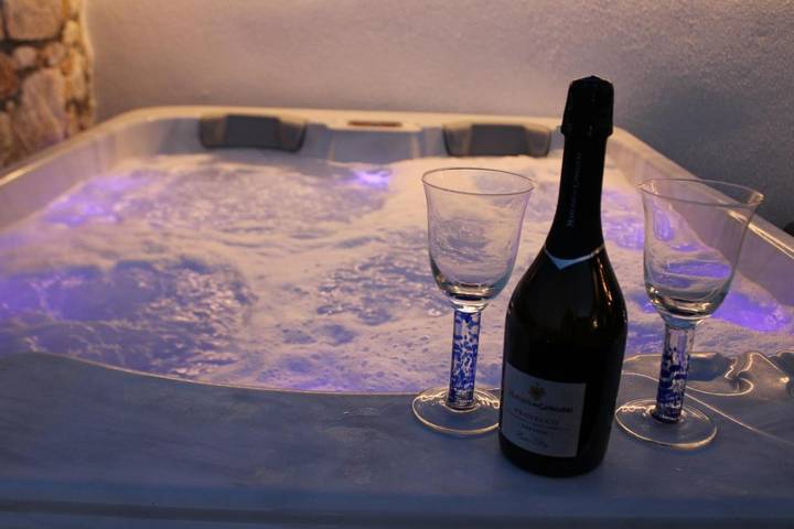 Ferienhaus für 2 Personen, mit Whirlpool und Balkon auf Mykonos