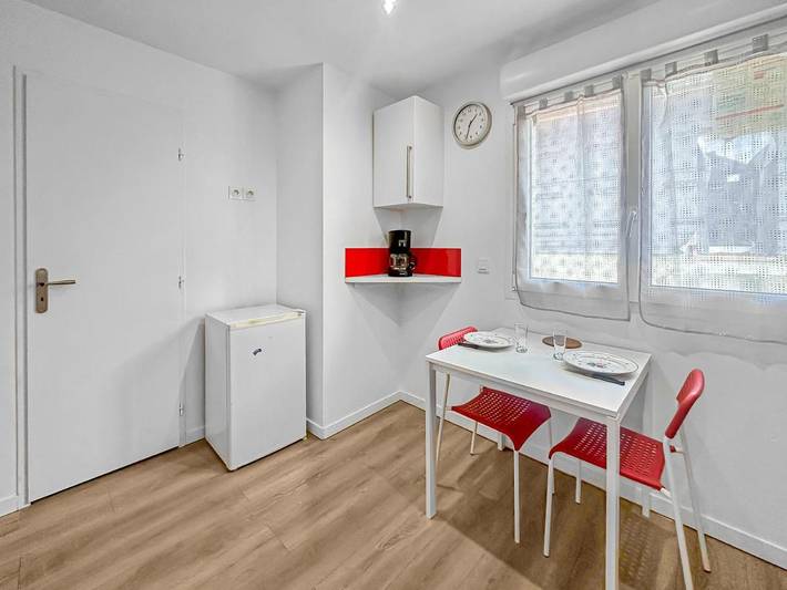 Gîte pour 6 personnes, avec vue dans Leyment - 4