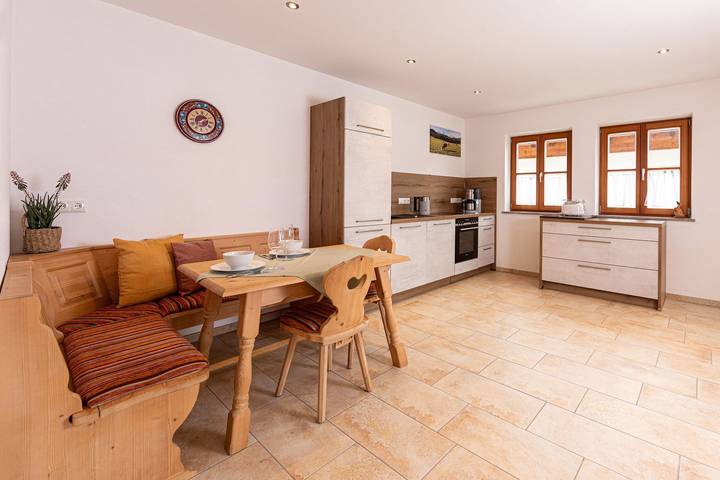 Ferienwohnung für 4 Personen, mit Ausblick und Balkon - 1