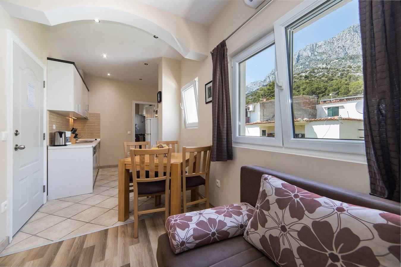 Ganze Wohnung, 1-Zimmer-Ferienwohnung mit Klima Drvenik Donja vala (Makarska) A-9654-a in Drvenik, Makarska Riviera