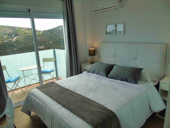 Magnifique villa familiale avec piscine privée pour 10 personnes in Canillas de Albaida, Province de Málaga