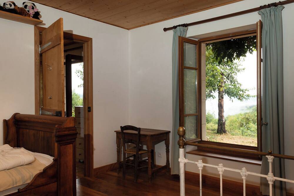 Beaulieu Maison, vallée de la Dordogne in Beaulieu-sur-Dordogne, Brive-la-Gaillarde region