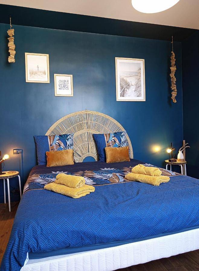 Location de vacances pour 6 personnes, avec Terrasse et Jardin ainsi que Piscine et Vue dans Plages des Cabanes de Fleury - 4