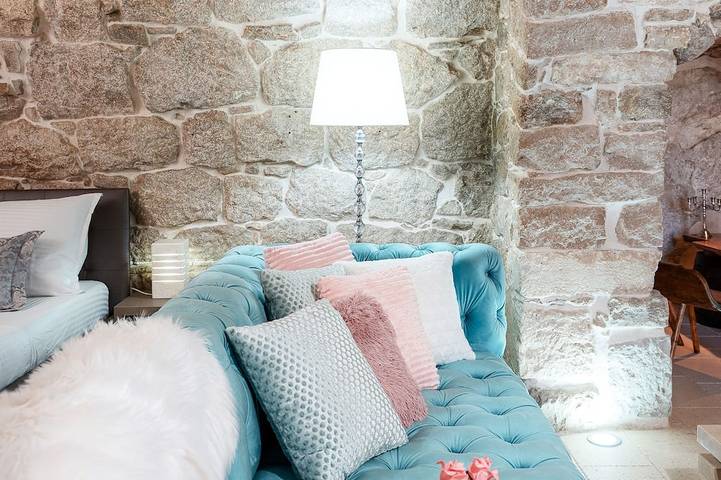 Apartamento entero, Apt de lujo 'Volat' en una bodega tradicional de 200 años de antigüedad; centro de Split in Split, Condado de Split-Dalmacia
