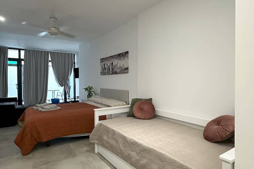 Apartamento entero, Loft A /Apt. Completo/Cocina+Baño Privado/Wifi in El Barrio, Alicante