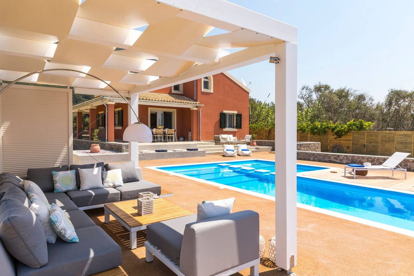 Luxury Corfu Villa | Casa Alta Mare Villa | Private Pool | 3 Bdr | Skidi in Korfu