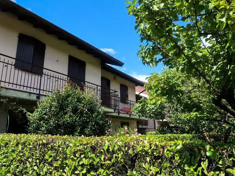 Ganze Wohnung, 3 Zimmer 4 Personen in Monvalle, Lago Maggiore (Lombardei)