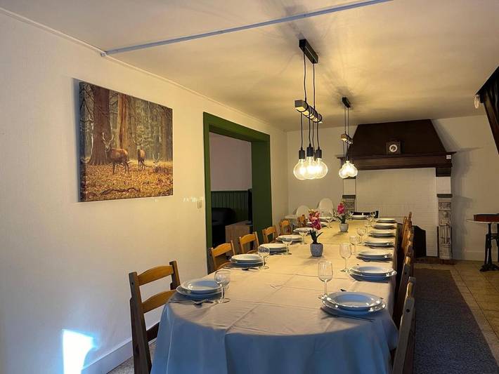 Location de vacances pour 15 personnes, avec jardin ainsi que sauna et vue dans Marcourt - 4