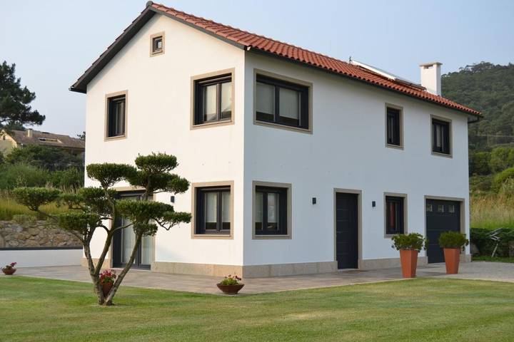 Apartamento para 6 personas, con jardín y vistas, Familias con niños en Oia (Pontevedra)
