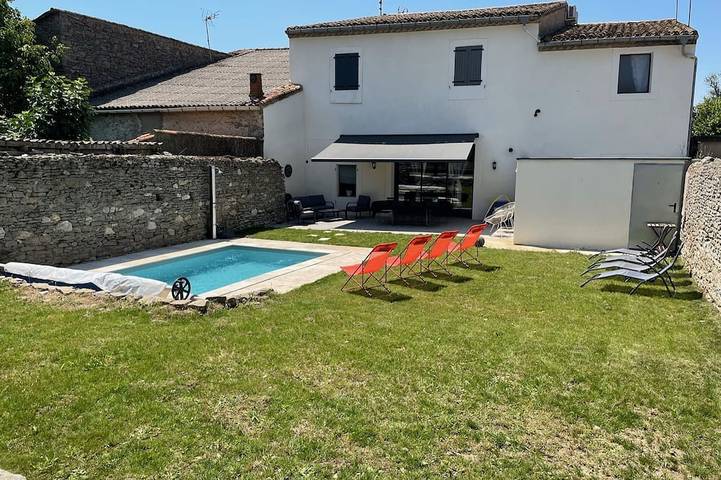 Location de vacances pour 10 personnes, avec jardin à Conques-sur-Orbiel