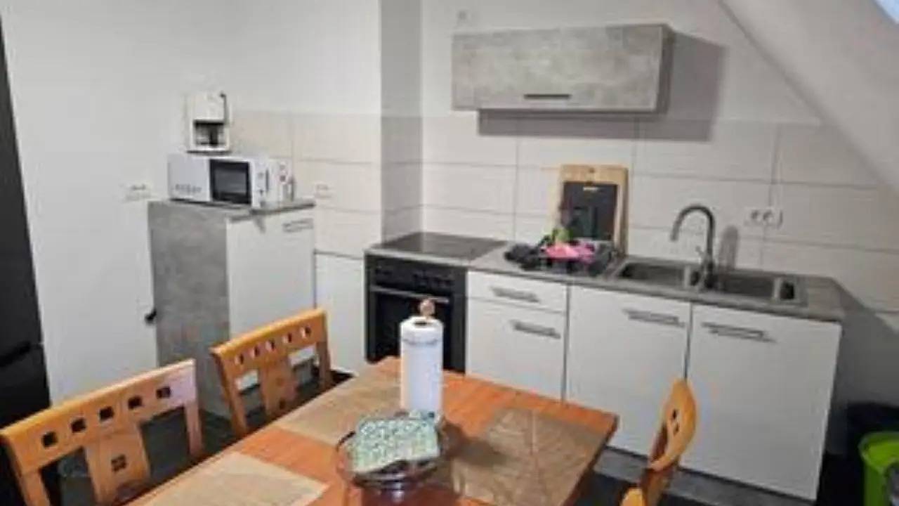 Ganze Ferienwohnung, Ferienwohnung für 4 Personen (72 m²) in Leuna in Leuna, Saale-Unstrut