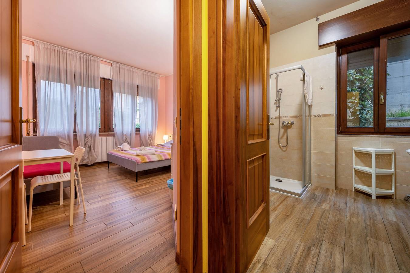 'Civico22 - Camera 1' met Wi-Fi en airconditioning in Peschiera del Garda, Garda Bergen