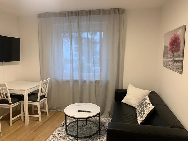 Ferienwohnung für 2 Personen, mit Balkon und Garten sowie Ausblick