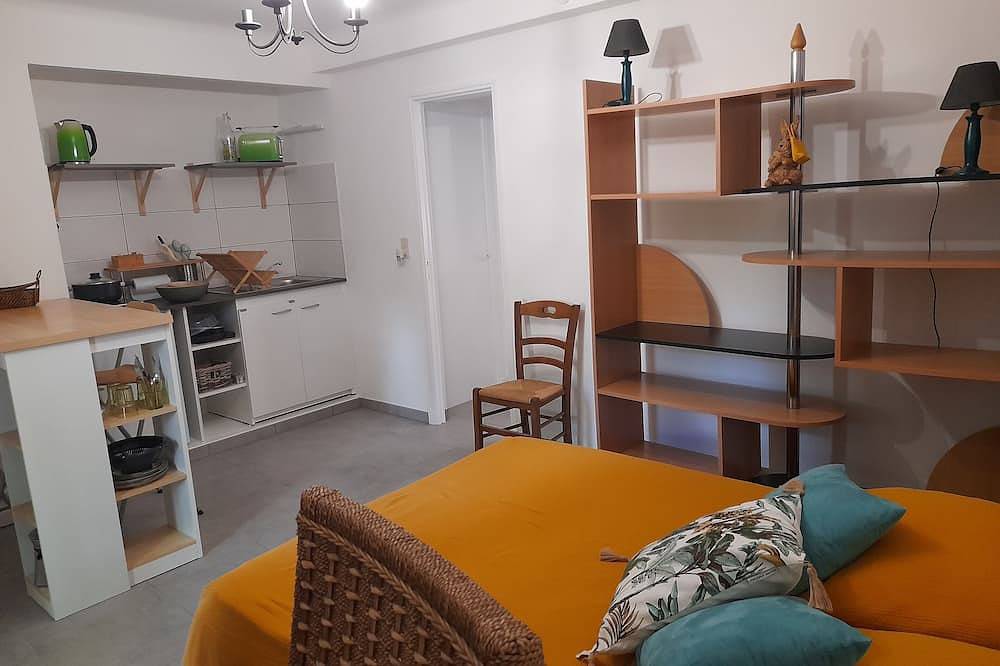 Appartement entier, Studio à louer lac St Cassien in Tourrettes, Région de Draguignan