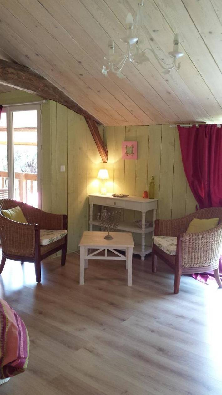 Location de vacances pour 4 personnes, avec jardin et vue à Sengouagnet - 4