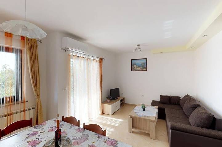 Appartement entier, Appartement de deux chambres avec la terrasse Vilanija, Umag in Umag, Région d'Umag