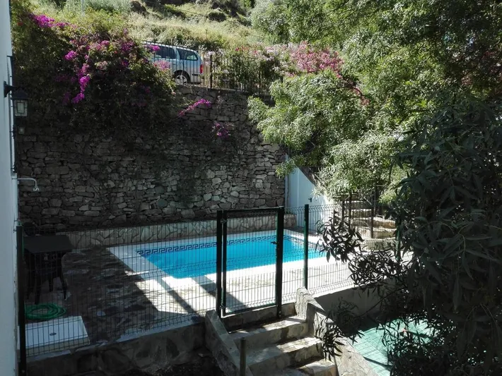 Chalet para 8 personas, con vistas además de jardín y piscina, Se admiten mascotas - 1