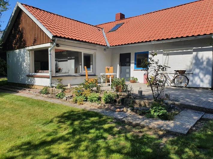Ferienwohnung für 5 Personen, mit Terrasse und Garten sowie Ausblick