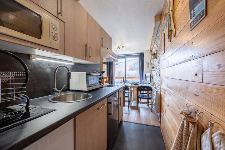 Gîte pour 4 personnes, avec piscine et balcon dans Office De Tourisme Du Corbier - 2