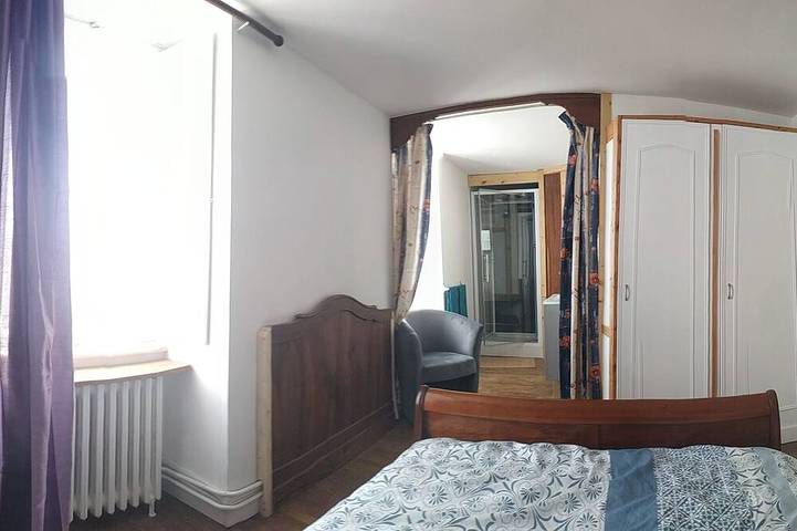 Location de vacances pour 8 personnes, avec balcon à Parthenay - 4