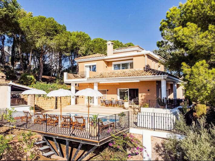 Villa voor 8 personen, with Balkon and Terras as well as Tuin in Elviria