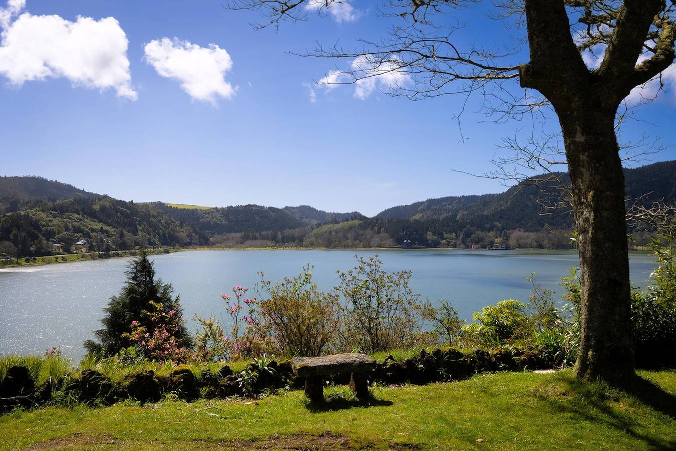 Guestready - Lakefront Casa do Garajau in Isla de San Miguel, Furnas