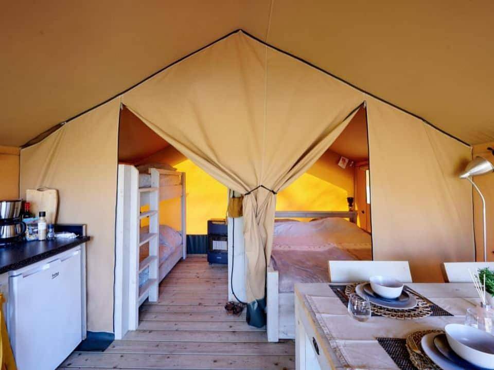 Tente safari in Sainte-Soulle, Région de La Rochelle