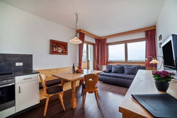 Gîte pour 4 personnes, avec Balcon ainsi que Jardin et Sauna à Scena - 3