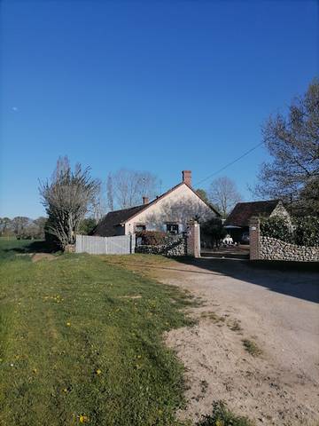 Gîte pour 5 personnes, avec jardin dans Eure-et-Loir